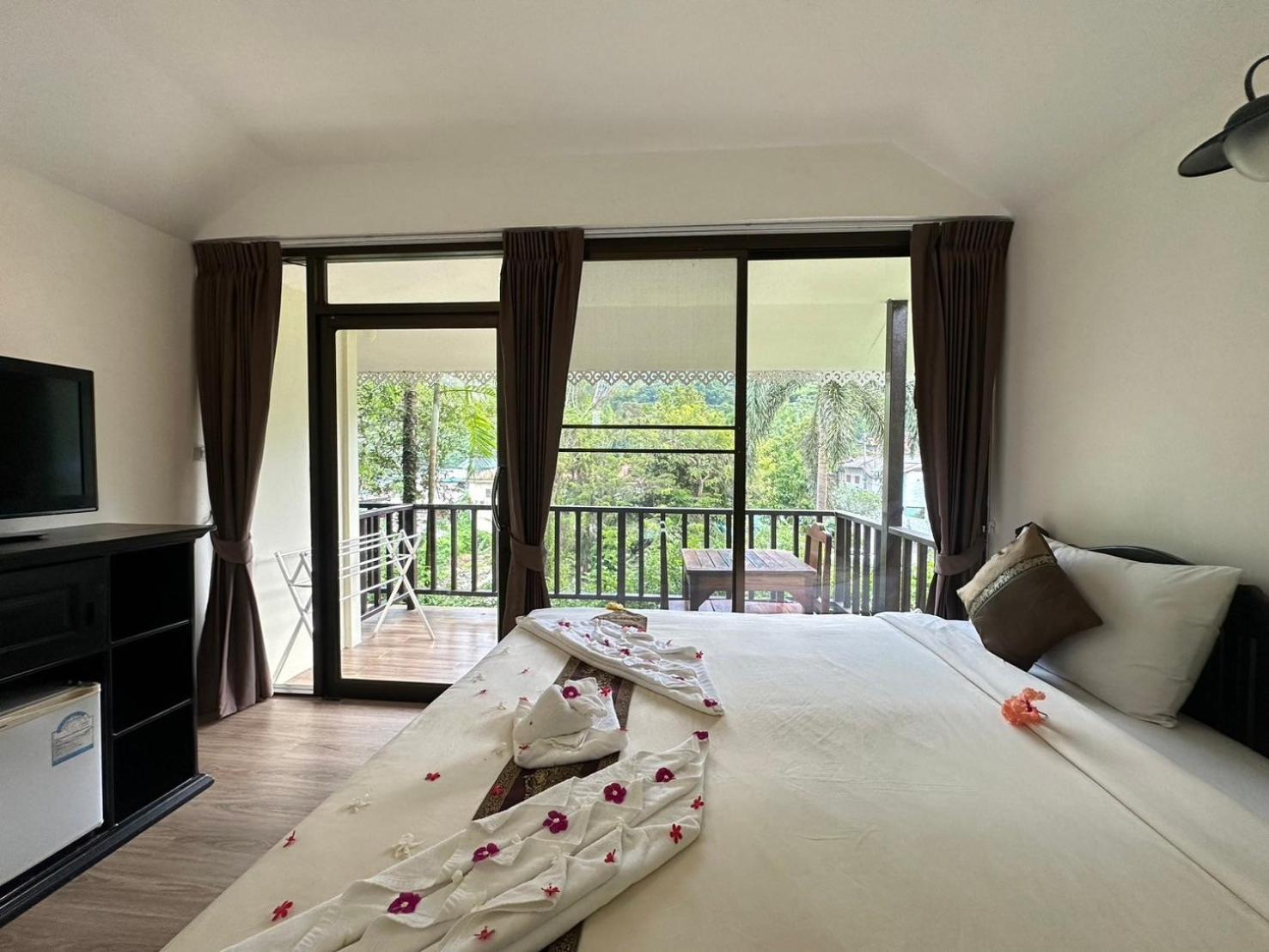קו צ'אנג Chang Cliff Resort מראה חיצוני תמונה